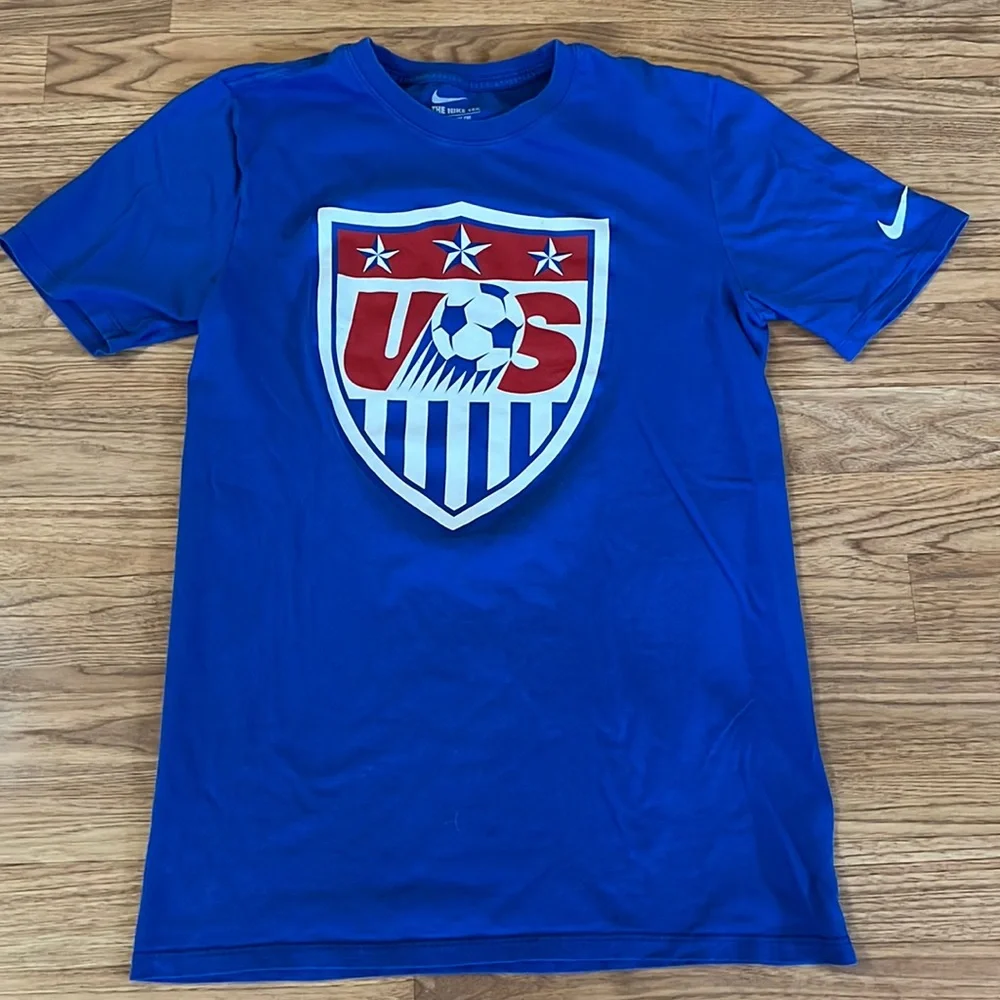 Nike US Soccer T-shirt Tee Size Small